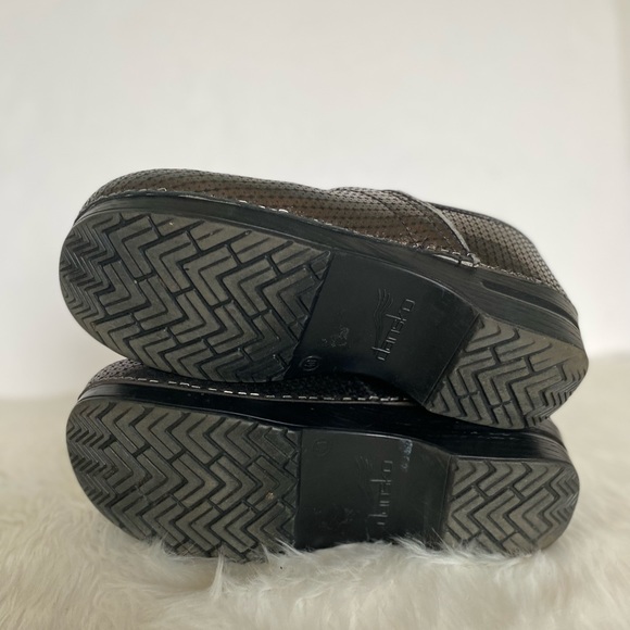 Dansko Professional Sequin Clog / Size 40 - Picture 13 of 15